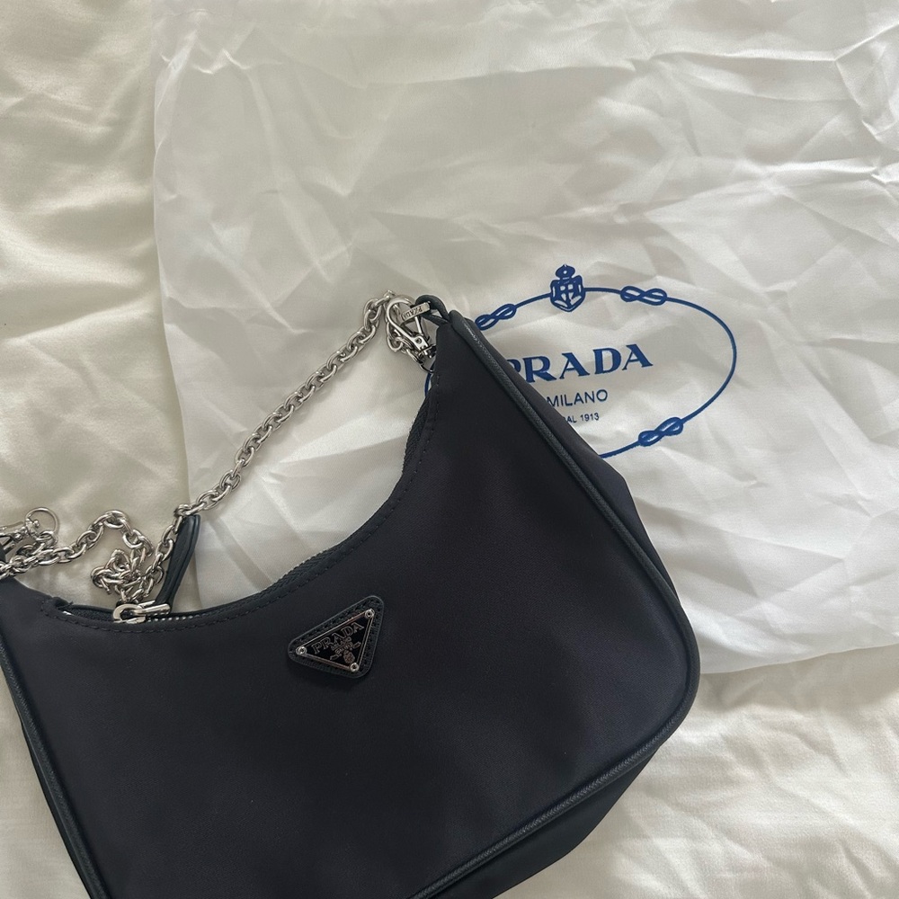 Black Prada Re-Edition 2005 Re-Nylon bag - Picture 4 of 9
